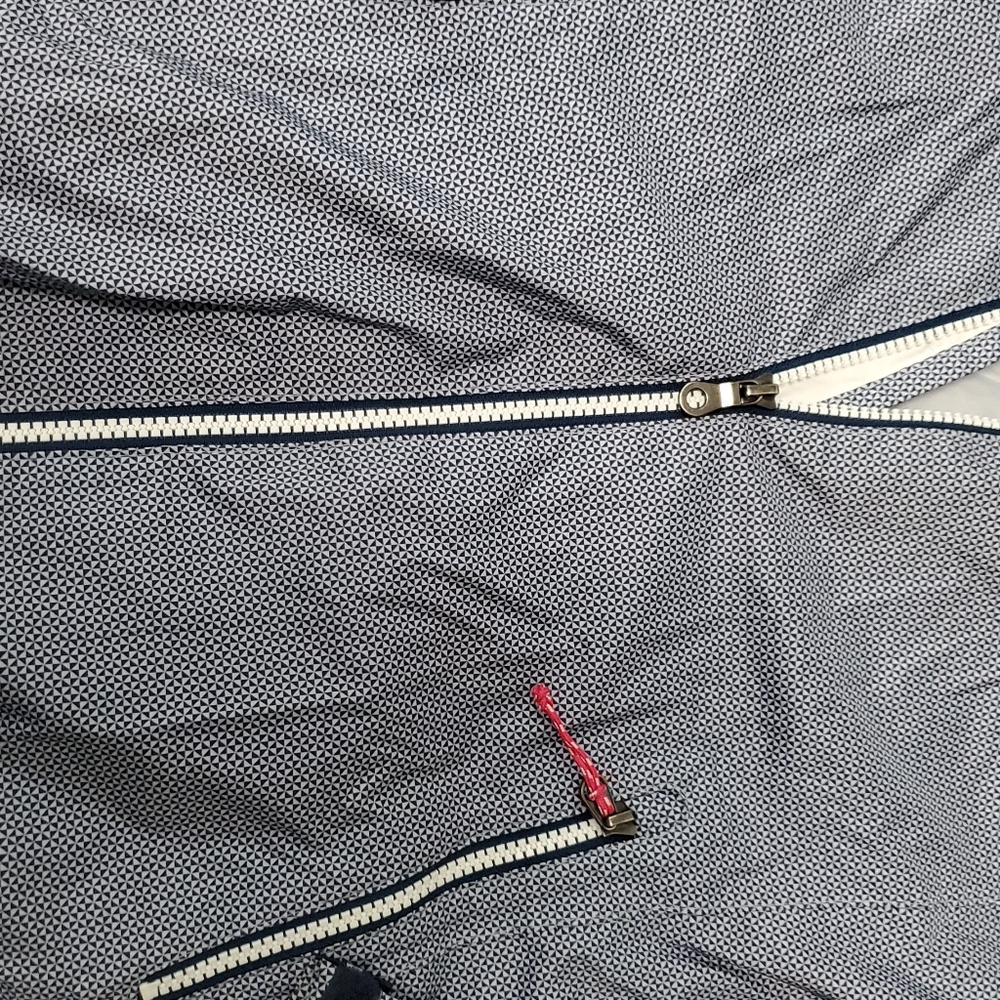 Jacket - Picture 2 of 4